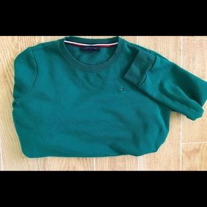 crew neck sweatshirt